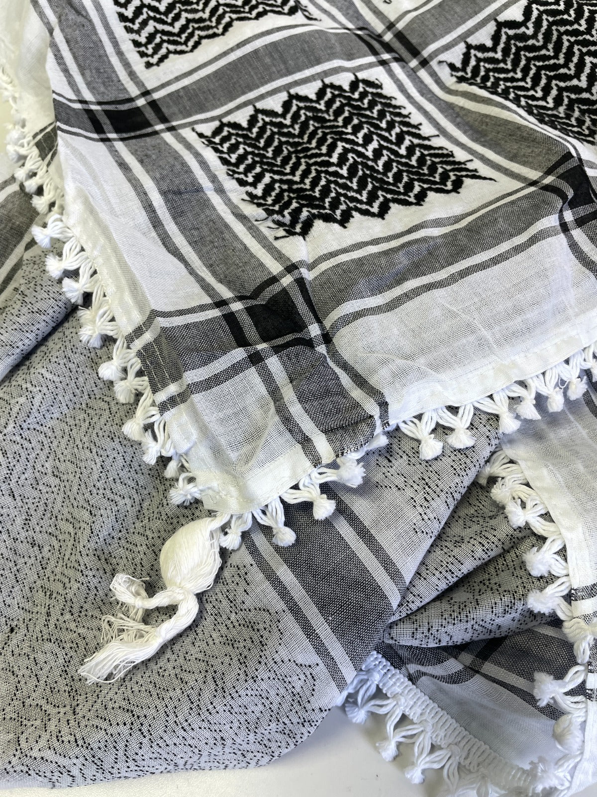 Keffiyeh Headscarf (Black and White) with tussles